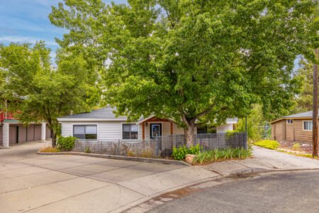 Photo of Pine Knoll: Tranquil Living in the Heart of Flagstaff