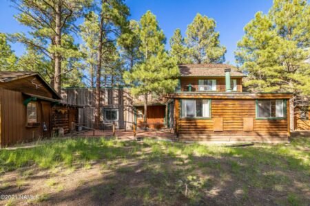 Photo of 5720 Glenwood TRL