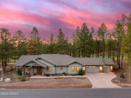 Photo of 3550 Lariat Loop